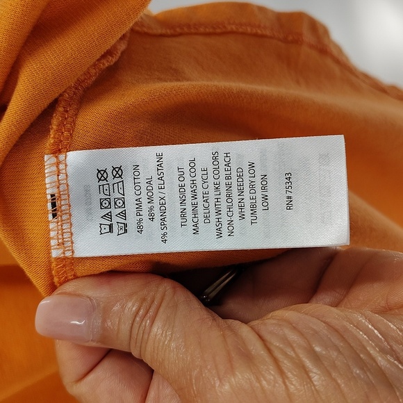 Tahari Orange Pullover Top Size 1X Stretch Basic Tee Shirt Sleeve - Picture 5 of 5